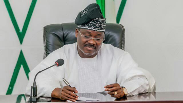 Oyo Government Seals 12 Banks In Ibadan For Doing This Shocking Thing (Details Inside)