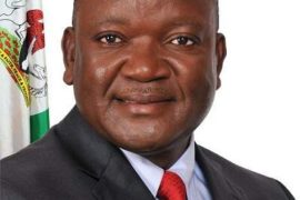 Ghen Ghen! 13 Benue LG Chairmen Defect From APC To PDP