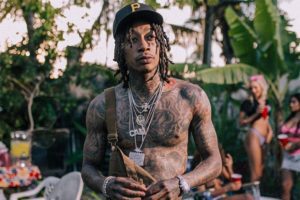 MUSIC: Khalifa - Universal Studios