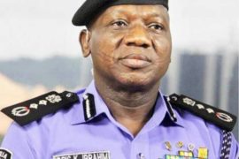 Stop Going After Yahoo Boys! IGP Idris Warns SARS… See What He Promised To Do To Any SARS Official Caught Arresting Yahoo Boys