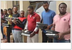 EFCC Arrests 33 Suspected Internet Fraudsters In Imo State