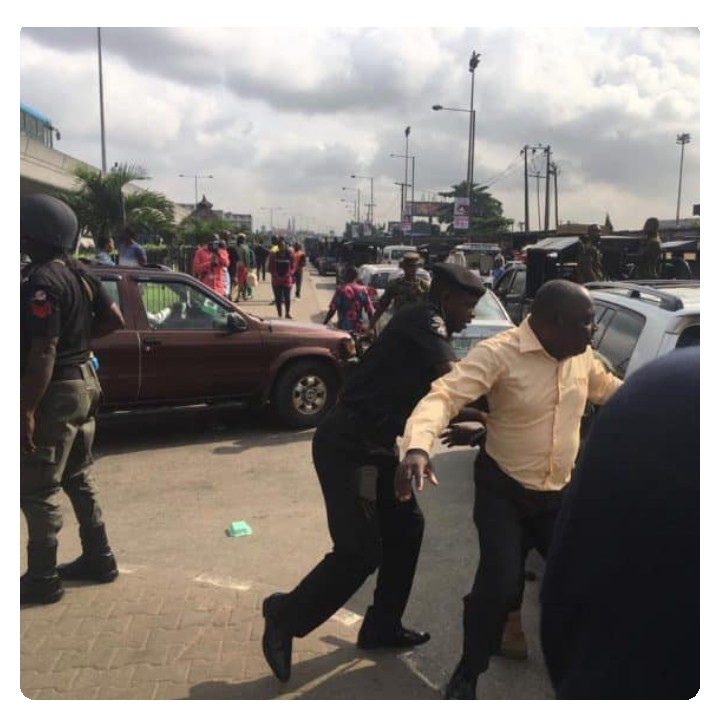 #RevolutionNow : Police Shoots, Harras, Arrests Protesters (Video)