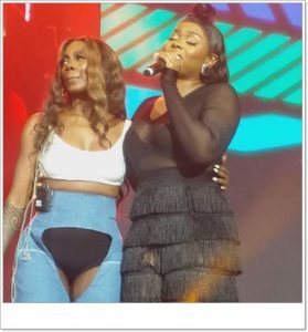 "Savage Concert" End The Beef As Yemi Alade Joins Tiwa on Stage (Video)