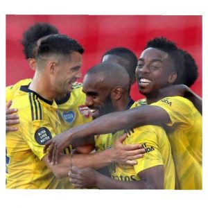 Arsenal players celebrating their winning in Southampton vs Arsenal match