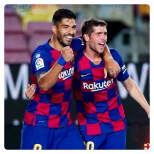 Luis Suarez celebrate his only goal in Barcelona vs Espanyol