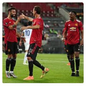 Man Utd players celebrating their win in Manchester United vs Copenhagen