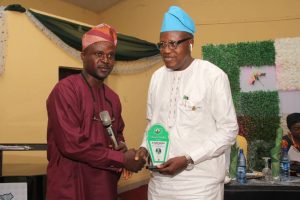 Oyo SUBEB Boss Clinches NUJ’s Exemplary Performance Award