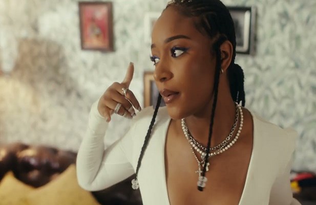 Iyanya - Call ft. Ayra Starr (Video)