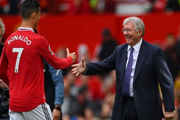 Ronaldo meets sir alex ferguson