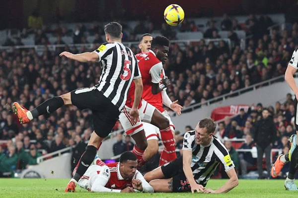 Arsenal vs Newcastle United Highlights