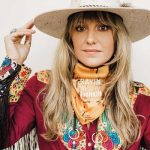 Lainey Wilson Biography