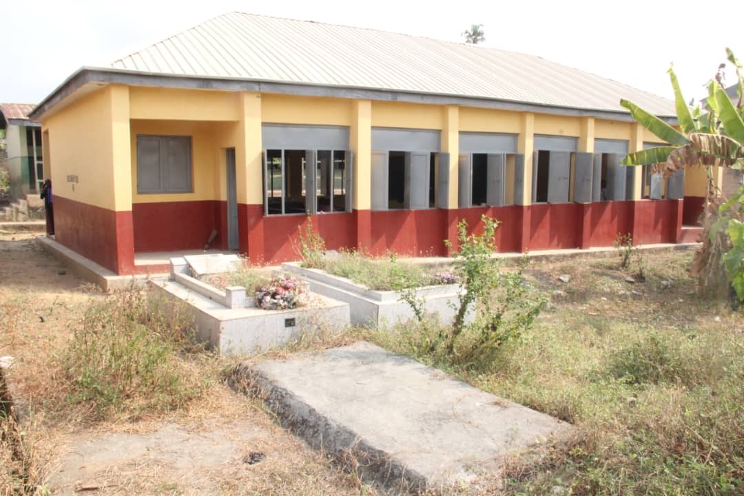 “Consider The Future of Our Pupils”, OYOSUBEB Tells Church with Cemetery On School Land