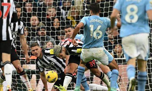 Newcastle vs Man City 2-3 Highlights | Premier League