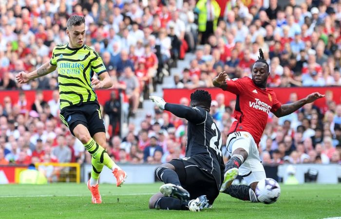 Premier League match of Man United vs Arsenal 