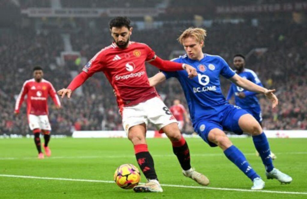 Bruno Fernande in action in Manchester United vs Leicester City match