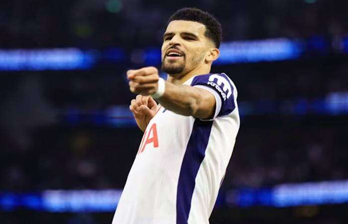Tottenham Hotspur: Ange Postecoglou Offers Update on Dominic Solanke's Knee Injury