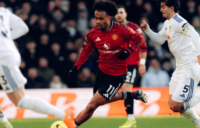 Leeds United vs Manchester United highlights 