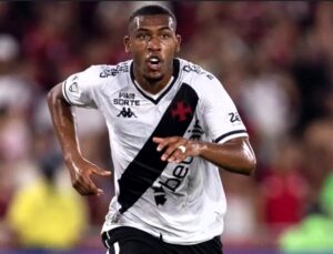 Manchester United Sets Sights on £70m Brazilian Prodigy Rayan