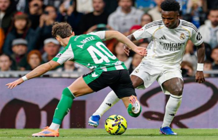 Real Madrid vs Real Betis Highlights 